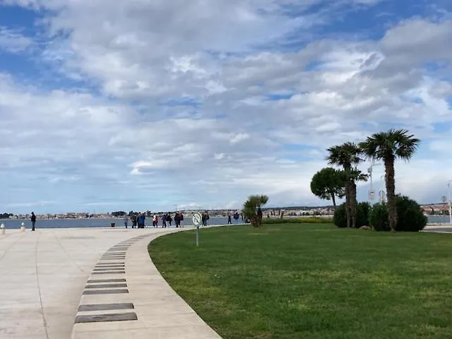 Lovely M&m In Daire Zadar